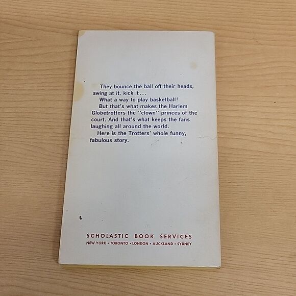 7 books about basketball Scholastic - Picture 13 of 15